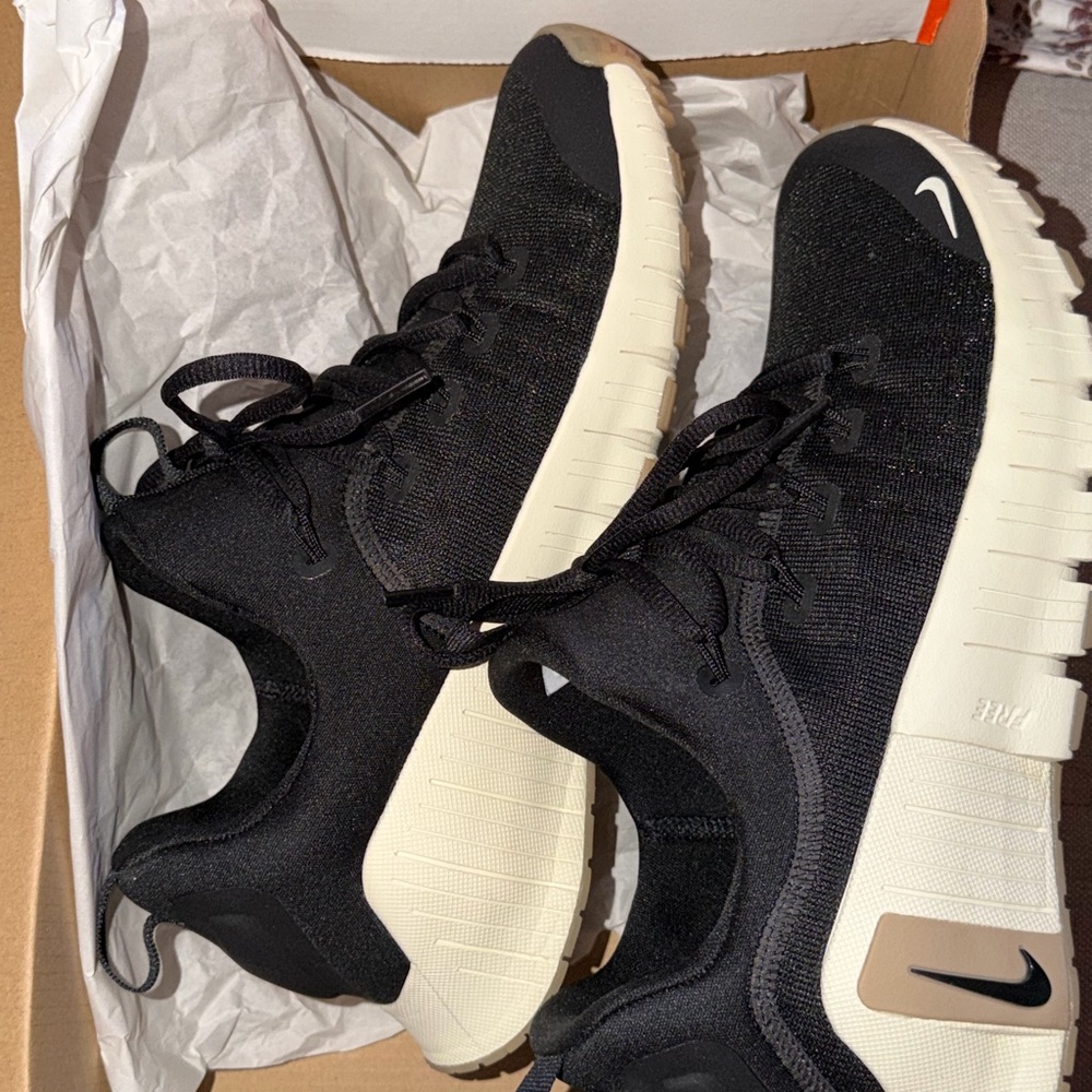 Nike Black and Cream Athletic Shoes